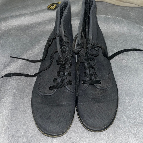 Dr. Martens Shoes - Women’s Dr. Martens